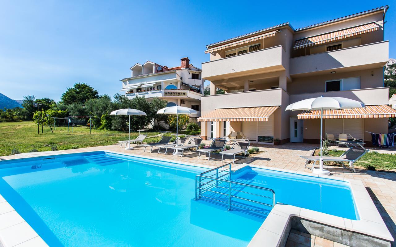 Apartments Viktorija 2 Baska  Exterior photo