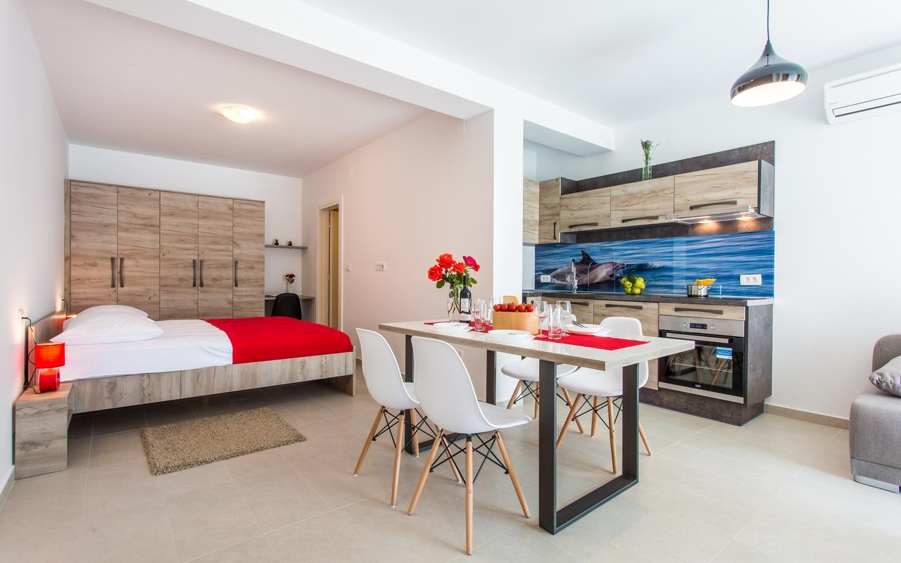 Apartments Viktorija 2 Baska  Exterior photo